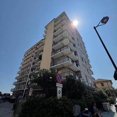 Casa Vista Mare Savone